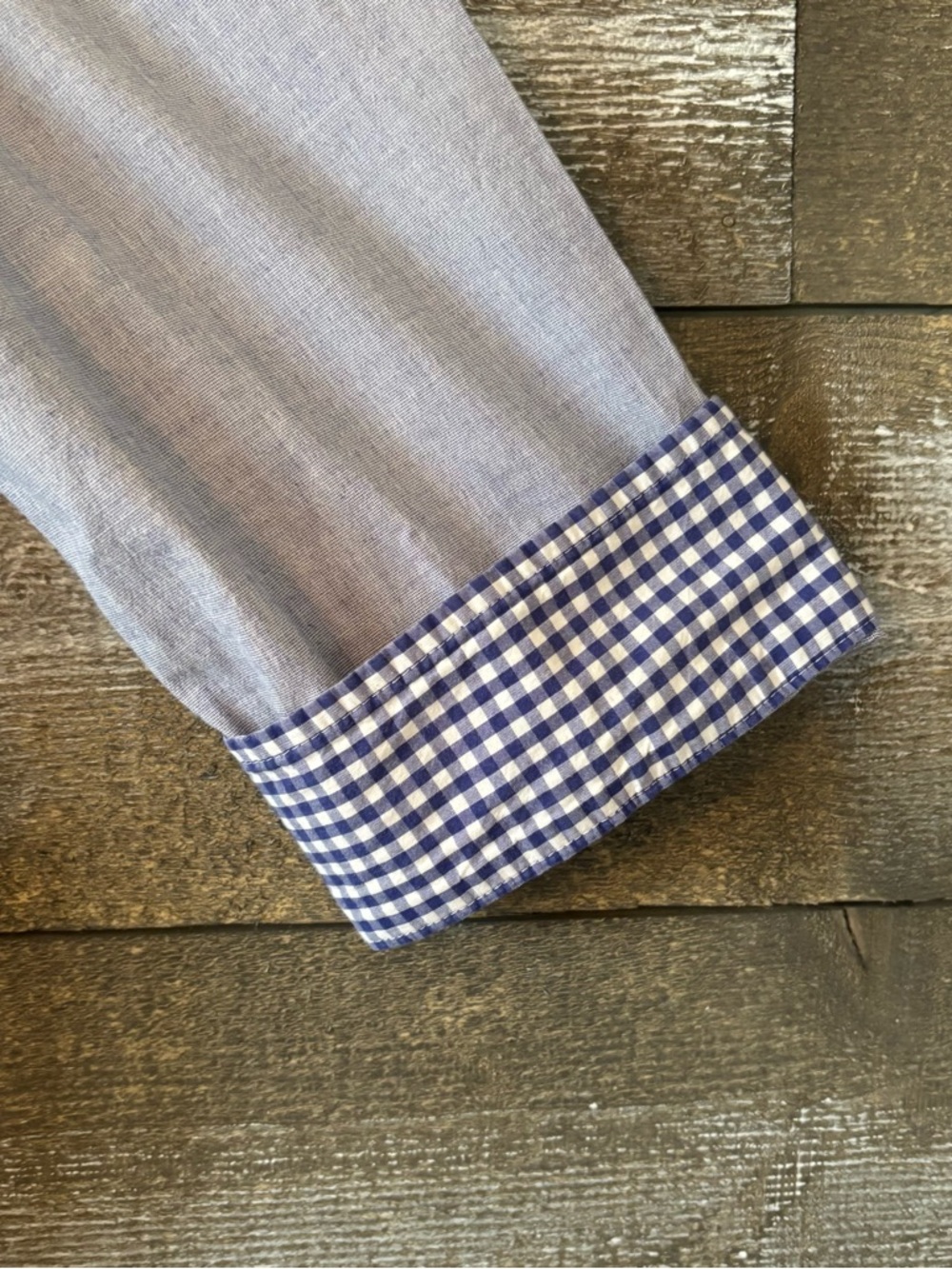 Izod Light Blue Button-Up Shirt with Navy Gingham Trim 97% Cotton - Picture 4 of 10